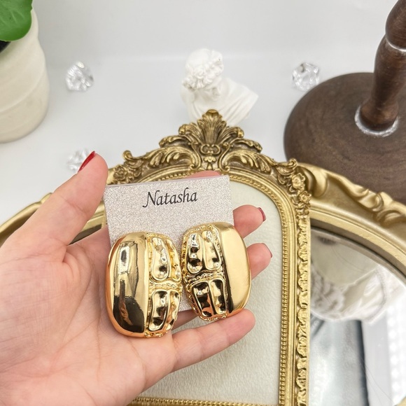 Natasha Gold-Tone Textured Stud Earrings ✨ - Picture 7 of 9